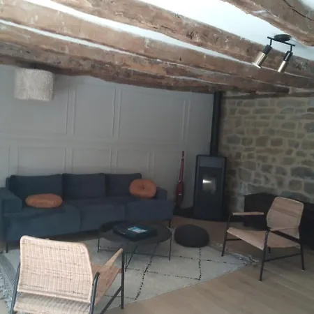 Maison Chaleureuse Avec Piscine 帕迪拉克